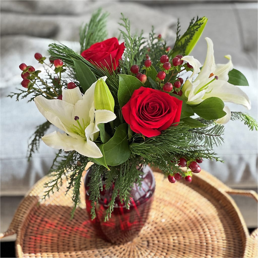 Evergreen Delight Bouquet – A Marc In Design, Fort Lauderdale FL